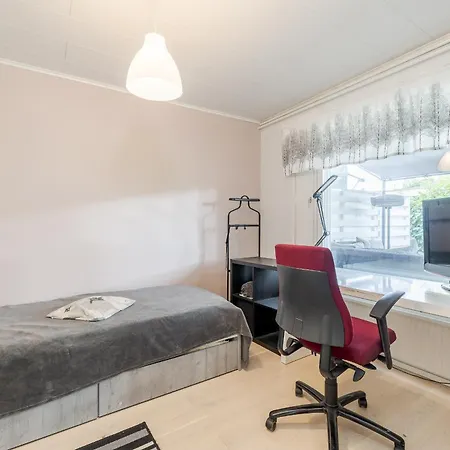 Apartament 5 Bedroom Family With Sauna Close To Center *