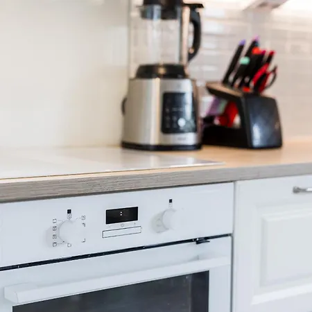 Apartament 5 Bedroom Family With Sauna Close To Center *