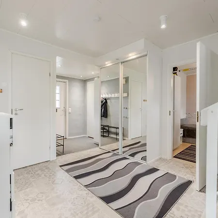 5 Bedroom Family With Sauna Close To Center Lejlighed