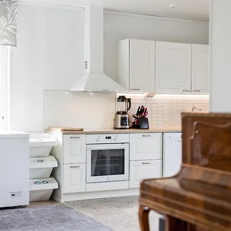 Διαμέρισμα 5 Bedroom Family With Sauna Close To Center