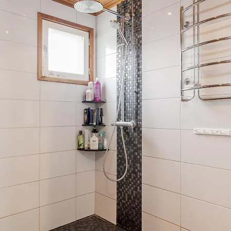 5 Bedroom Family With Sauna Close To Center