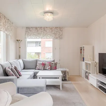 Apartament 5 Bedroom Family With Sauna Close To Center *